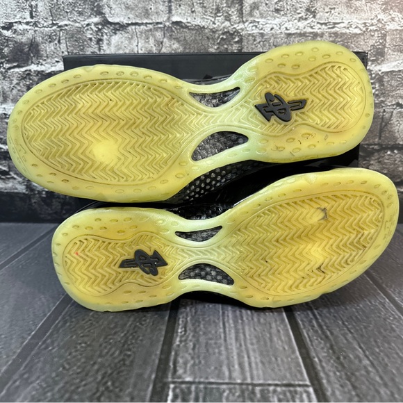 Nike Air Foamposite One All Star Size 11.5 Black Barely Green - Picture 13 of 16